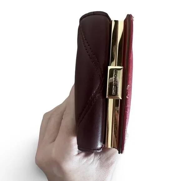 Michael Kors burgundy/Purple Kisslock Quilted Compact Wallet - Picture 4 of 10